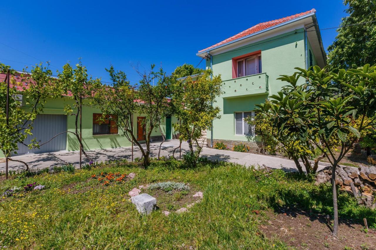 Apartments By The Sea Kastel Stari, Kastela - 14577 Extérieur photo